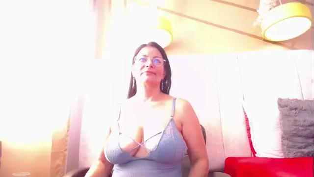 Image 3 of ana_mature_ Stream on Chaturbate on 6 days ago