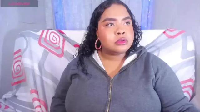Image 12 of ana_off_alana Stream on Chaturbate on 14 months ago