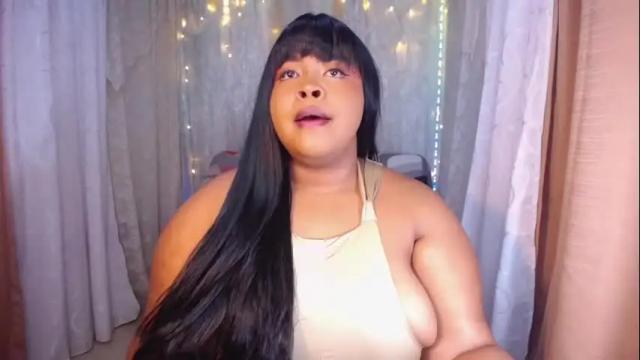 Image 3 of ana_off_alana Stream on Chaturbate on 1 month ago