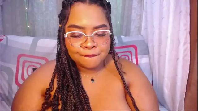 Image 11 of ana_off_alana Stream on Chaturbate on 2 months ago