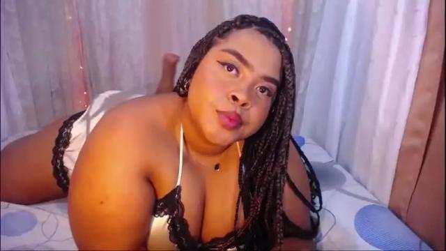 Image 2 of ana_off_alana Stream on Chaturbate on 1 month ago