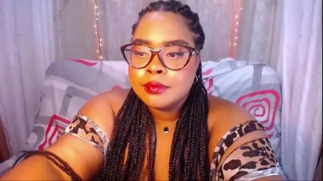 Image 2 of ana_off_alana Stream on Chaturbate on 1 month ago