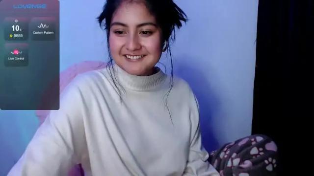 Image 7 of ana_ricciardi Stream on Chaturbate on 22 days ago