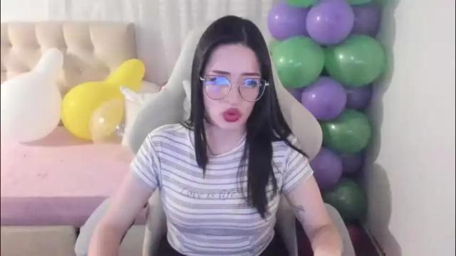 Image 4 of ana_ruuh Stream on Chaturbate on 10 days ago