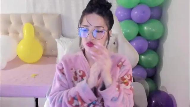 Image 8 of ana_ruuh Stream on Chaturbate on 8 days ago