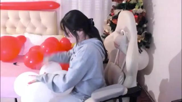 Image 3 of ana_ruuh Stream on Chaturbate on 1 month ago