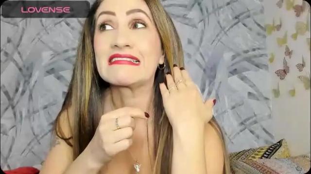 Image 4 of ana_smith77 Stream on Chaturbate on 2 months ago