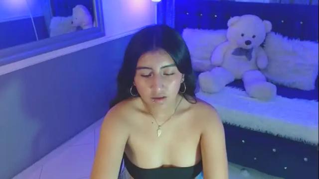 Image 4 of anaa_baker Stream on Chaturbate on 2 months ago