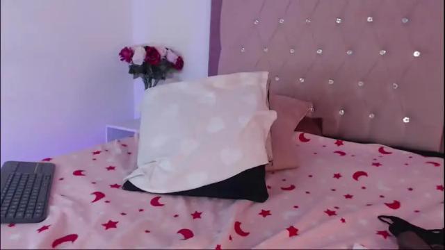 Image 2 of anaa_moon Stream on Chaturbate on 15 days ago