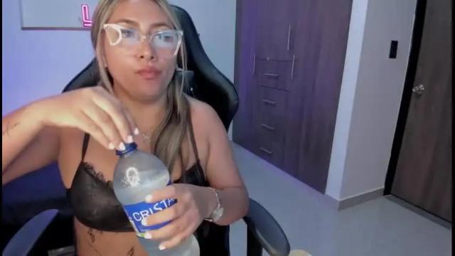 Image 6 of anaahi_morgan Stream on Chaturbate on 14 months ago