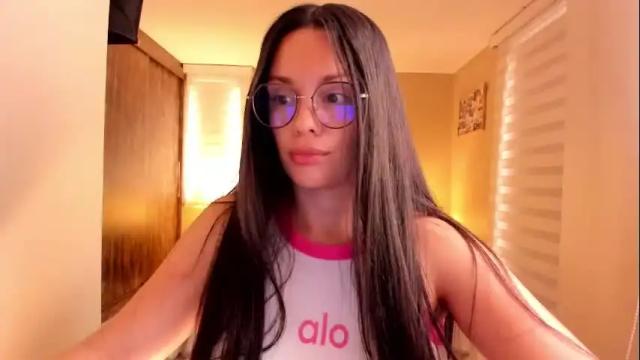 Image 2 of anabel_25 Stream on Chaturbate on 1 month ago