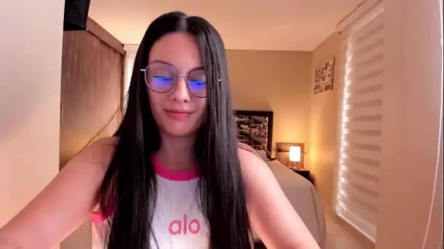 Image 3 of anabel_25 Stream on Chaturbate on 1 month ago