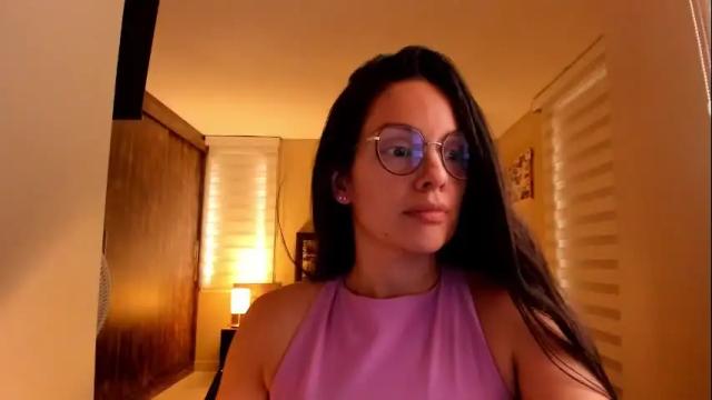 Image 2 of anabel_25 Stream on Chaturbate on 15 days ago