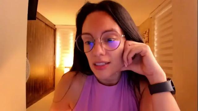 Image 3 of anabel_25 Stream on Chaturbate on 15 days ago