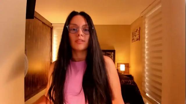 Image 4 of anabel_25 Stream on Chaturbate on 15 days ago