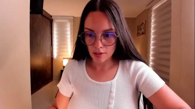 Image 11 of anabel_25 Stream on Chaturbate on 8 days ago