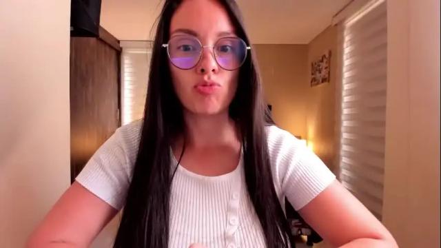 Image 4 of anabel_25 Stream on Chaturbate on 8 days ago