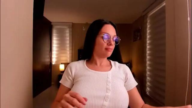 Image 2 of anabel_25 Stream on Chaturbate on 3 months ago