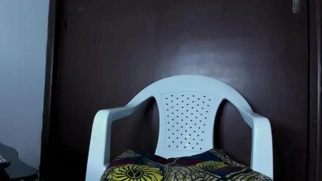 Image 7 of anabellabonariva Stream on Chaturbate on 13 days ago