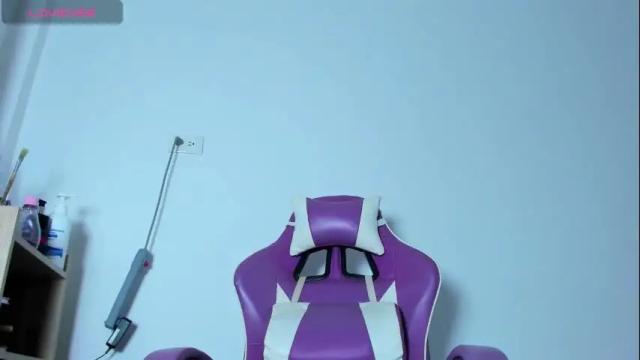 Image 8 of anabellabonariva Stream on Chaturbate on 1 month ago