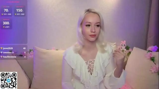 Image 12 of anadeya Stream on Chaturbate on 25 days ago