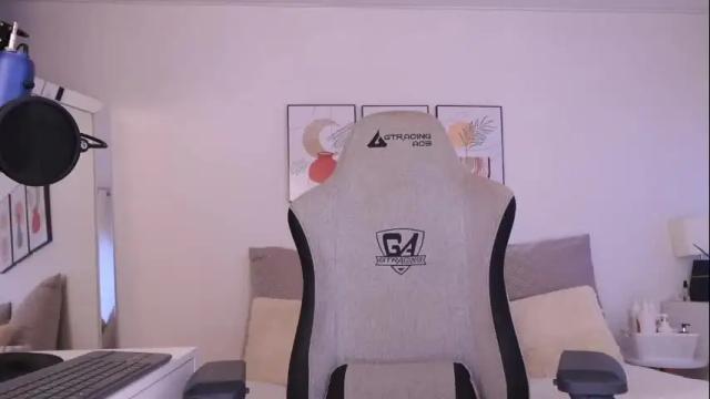 Thumbnail 1, anah_'s Stream at Chaturbate, 1 month ago