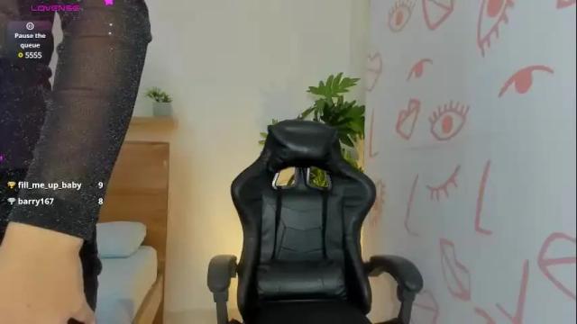 Image 4 of anahi17x_ Stream on Chaturbate on 9 days ago