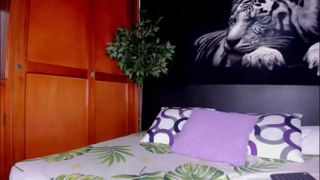 Image 4 of anahi__18 Stream on Chaturbate on 28 days ago