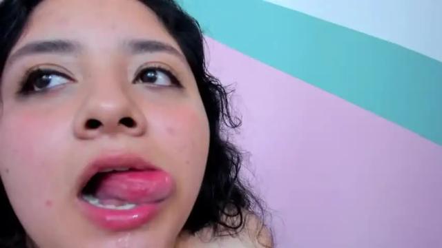 Image 7 of anahi_coper Stream on Chaturbate on 16 months ago