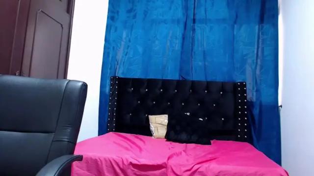 Image 10 of anahiilee_6 Stream on Chaturbate on 20 months ago