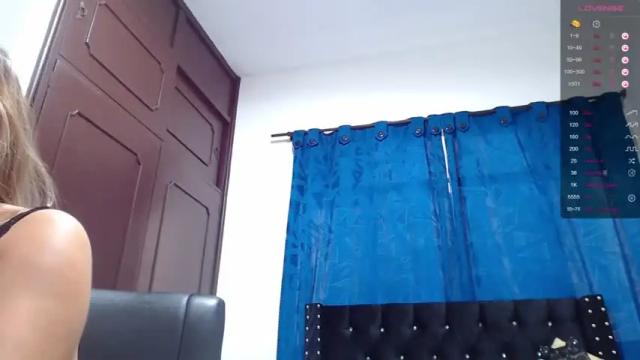 Image 10 of anahiilee_6 Stream on Chaturbate on 20 months ago