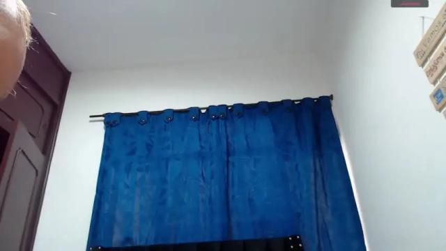Image 4 of anahiilee_6 Stream on Chaturbate on 19 months ago