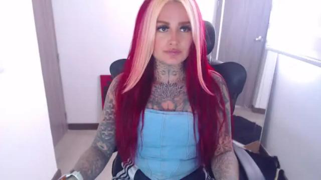 Image 3 of anai_gomez Stream on Chaturbate on 15 months ago
