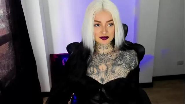 Image 2 of anai_gomez Stream on Chaturbate on 3 months ago