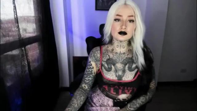 Image 2 of anai_gomez Stream on Chaturbate on 1 month ago
