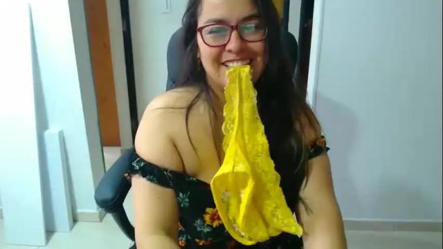 Image 3 of anaids_dam Stream on Chaturbate on 2 months ago