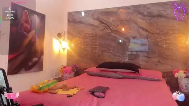 Image 6 of analia_smith Stream on Chaturbate on 1 month ago