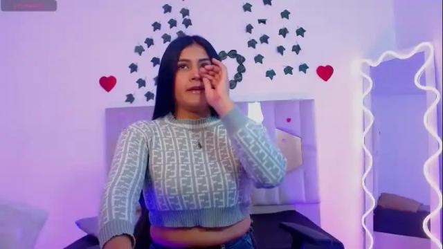 Image 6 of analia_tay Stream on Chaturbate on 29 days ago