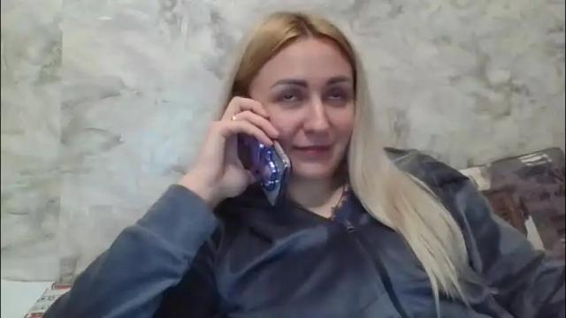 Image 2 of analqueen2024 Stream on Chaturbate on 13 days ago