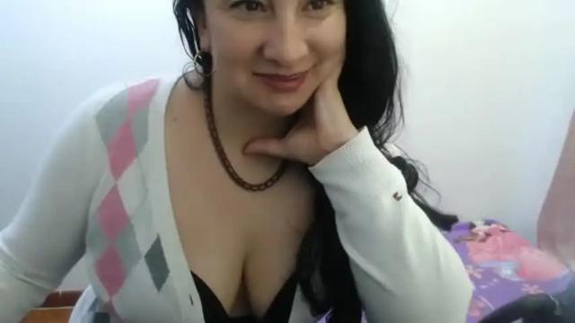 Image 6 of anamaria288 Stream on Chaturbate on 18 months ago