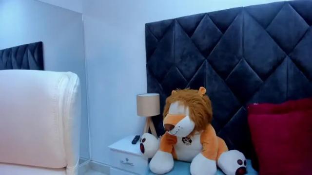 Image 2 of anamaria_rodriguez Stream on Chaturbate on 18 months ago