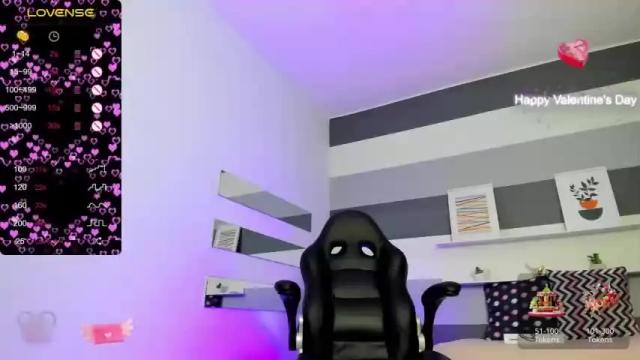 Image 7 of anamontoya__ Stream on Chaturbate on 16 months ago