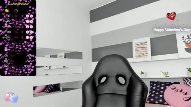 Image 12 of anamontoya__ Stream on Chaturbate on 16 months ago