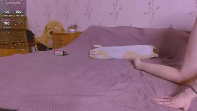Image 11 of ananasssas Stream on Chaturbate on 16 months ago