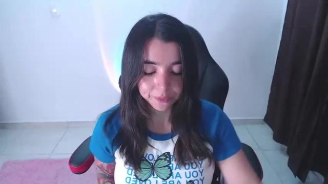 Image 4 of anarosse__ Stream on Chaturbate on 12 months ago