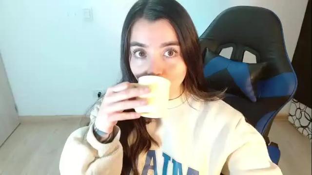 Image 7 of anarosse__ Stream on Chaturbate on 1 month ago