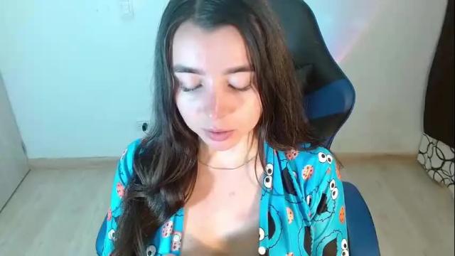 Image 2 of anarosse__ Stream on Chaturbate on 1 month ago