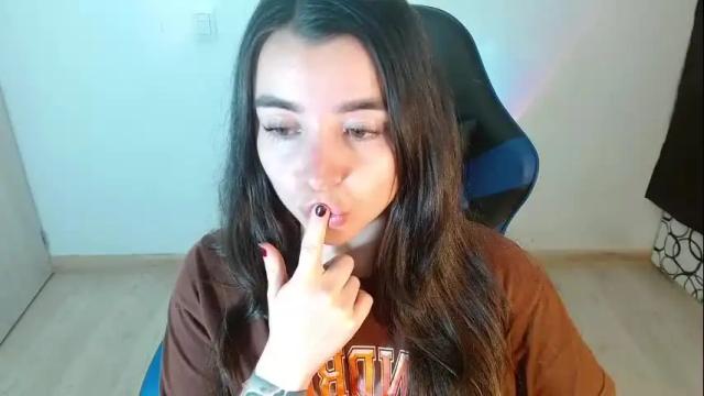 Image 2 of anarosse__ Stream on Chaturbate on 1 month ago