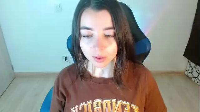 Image 4 of anarosse__ Stream on Chaturbate on 1 month ago