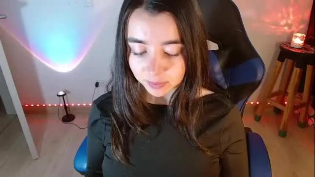 Image 7 of anarosse__ Stream on Chaturbate on 20 days ago
